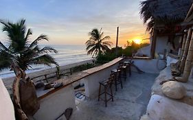 Frente al Mar